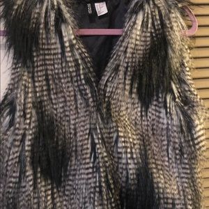 Divided by H&M faux fur vest